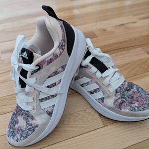 Adidas Women’s Pink Patterned Running Sneakers
